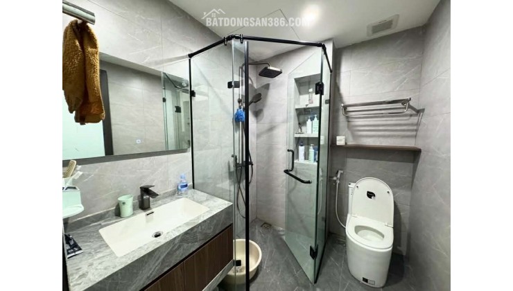 NHÀ PHỐ NGUYỄN CHÍ THANH_10m RA PHỐ_62m2 x 6 TẦNG THANG MÁY_ÔTÔ TRÁNH, ĐỖ CỬA_KINH DOANH, VĂN PHÒNG